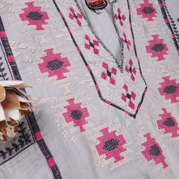 Johnny Was Gray Linen Pink Embroidered Tunic Dress Sz S - Picture 8 of 16